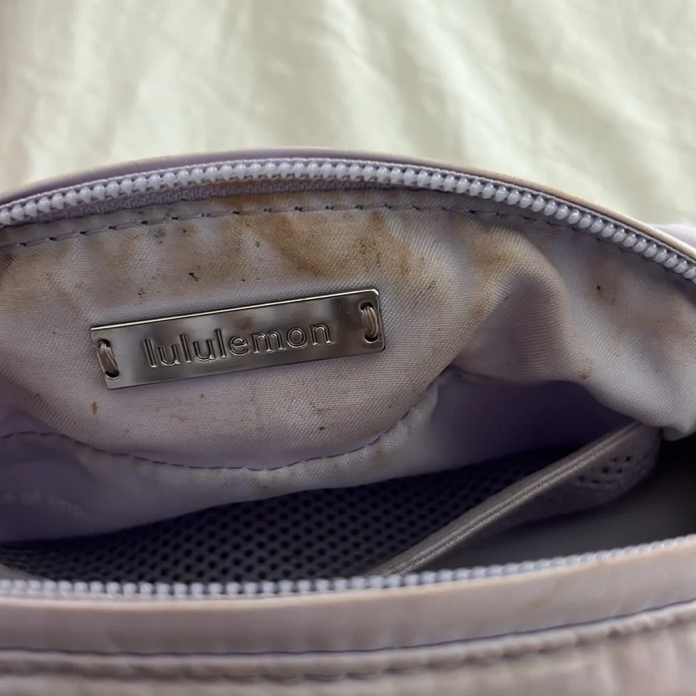 lulu makeup bag , bleach stains and makeup stains - Picture 5 of 6